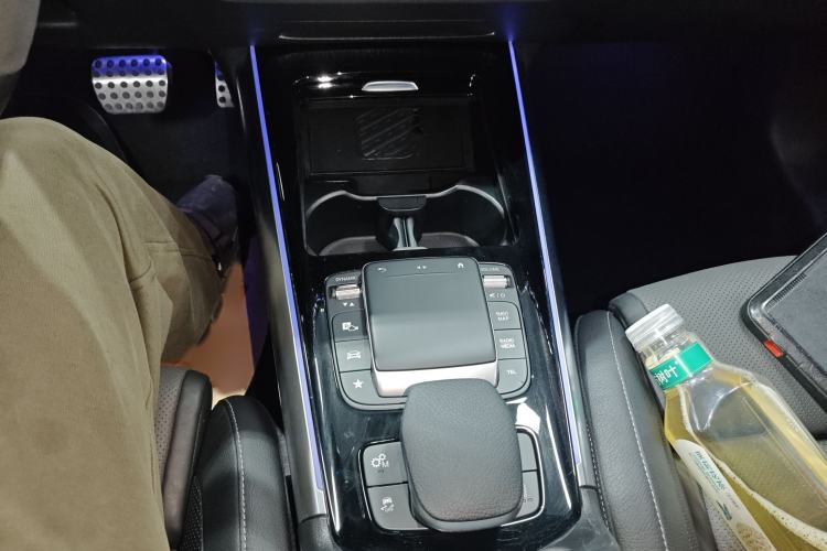 Used Mercedes-Benz GLA AMG 2021 AMG GLA 45 4MATIC+ Gear Lever