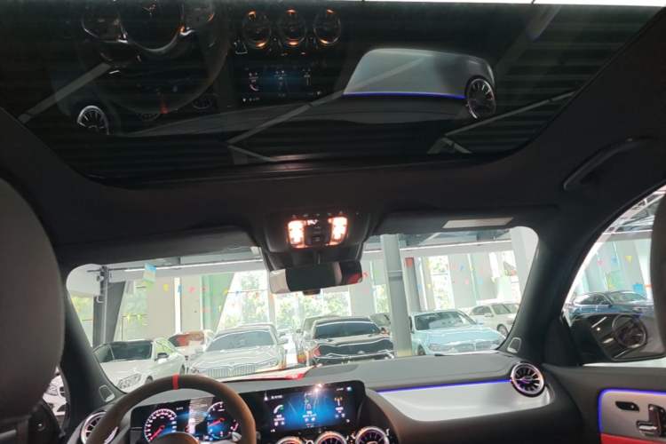 Used Mercedes-Benz GLA AMG 2021 AMG GLA 35 4MATIC Headliner