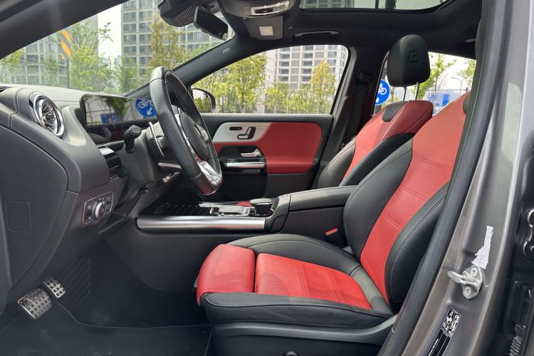 Used Mercedes-Benz GLA AMG 2021 AMG GLA 35 4MATIC Interior 1