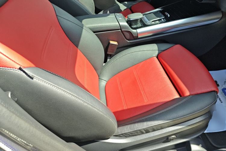 Used Mercedes-Benz GLA AMG 2021 AMG GLA 35 4MATIC Right Front Seat