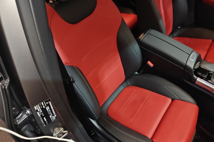 Used Mercedes-Benz GLA AMG 2021 AMG GLA 35 4MATIC Right Front Seat