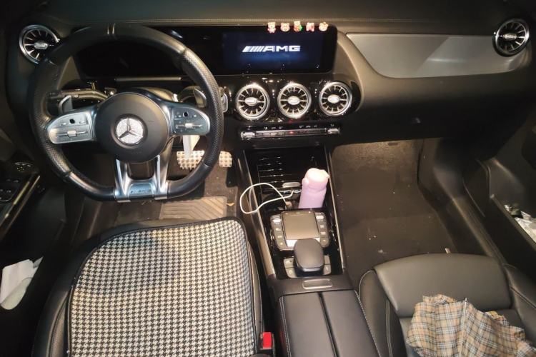 Used Mercedes-Benz GLA AMG  Center Console