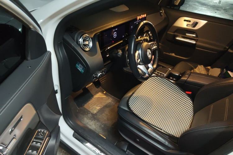 Used Mercedes-Benz GLA AMG  Driver Seat