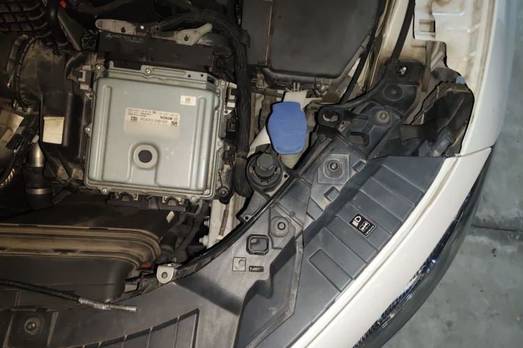 Used Mercedes-Benz GLA AMG  Engine Bay Left