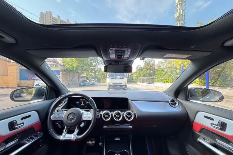 Used Mercedes-Benz GLA AMG 2021 AMG GLA 35 4MATIC Interior 3