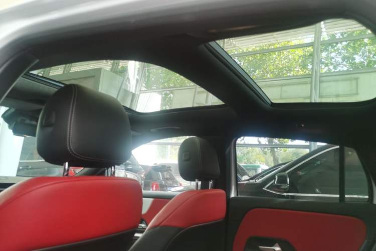 Used Mercedes-Benz GLA AMG 2021 AMG GLA 35 4MATIC Interior 6
