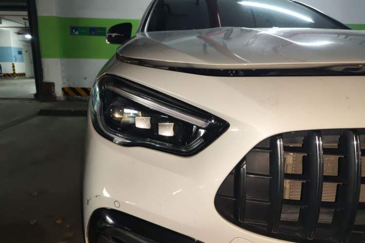 Used Mercedes-Benz GLA AMG  Right Front Headlight