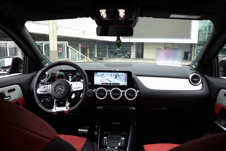 Used Mercedes-Benz GLA AMG 2022 AMG GLA 35 4MATIC Interior 2