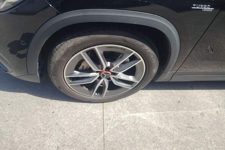 Used Mercedes-Benz GLA AMG 2022 AMG GLA 35 4MATIC Left Front Wheel Hub