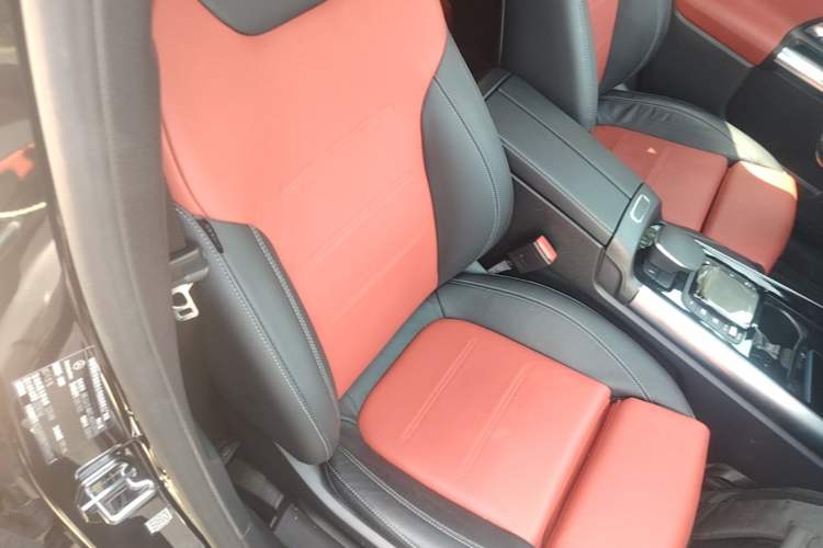 Used Mercedes-Benz GLA AMG 2022 AMG GLA 35 4MATIC Right Front Seat
