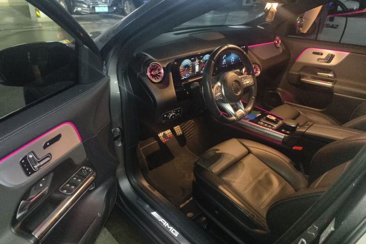 Used Mercedes-Benz GLA AMG 2022 AMG GLA 35 4MATIC Driver Seat