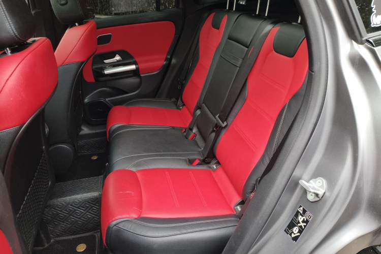 Used Mercedes-Benz GLA AMG 2022 AMG GLA 35 4MATIC Interior 4