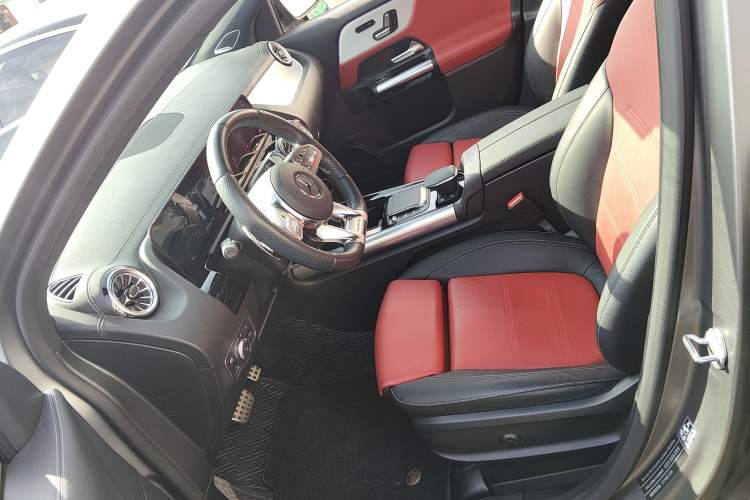 Used Mercedes-Benz GLA AMG 2022 AMG GLA 35 4MATIC Left Front Seat