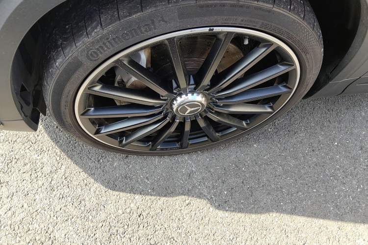 Used Mercedes-Benz GLA AMG 2022 AMG GLA 35 4MATIC Left Front Wheel Hub