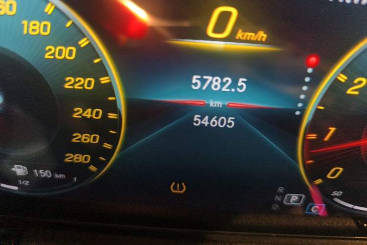 Used Mercedes-Benz GLA AMG 2022 AMG GLA 35 4MATIC Odometer Close Up