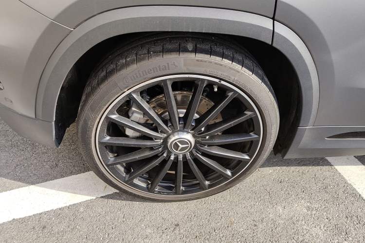 Used Mercedes-Benz GLA AMG 2022 AMG GLA 35 4MATIC Right Rear Wheel Hub