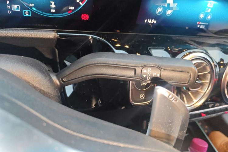 Used Mercedes-Benz GLA AMG 2022 AMG GLA 35 4MATIC Gear Lever