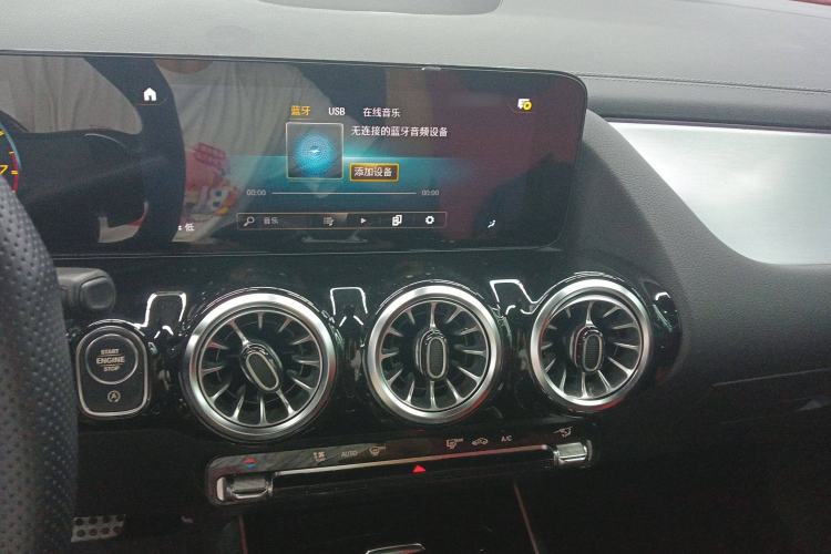 Used Mercedes-Benz GLA AMG 2022 AMG GLA 35 4MATIC Audio And AC Panel