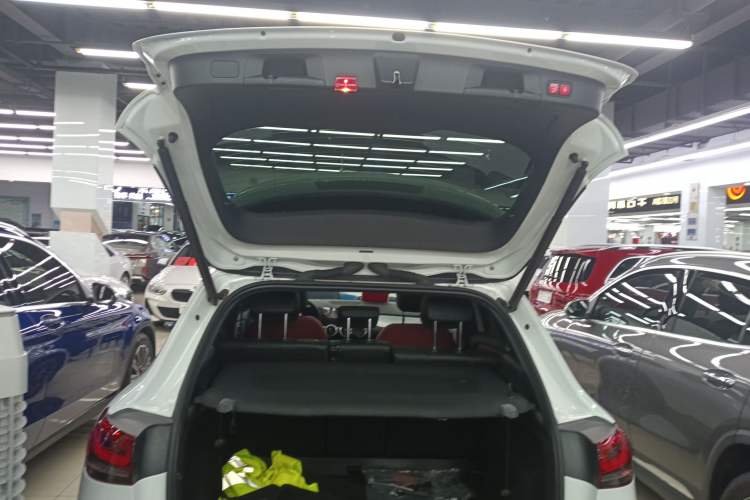 Used Mercedes-Benz GLA AMG 2022 AMG GLA 35 4MATIC Trunk