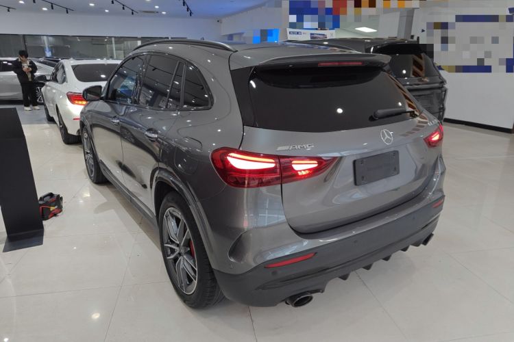 Used Mercedes-Benz GLA AMG 2024 AMG GLA 35 4MATIC Exterior 2