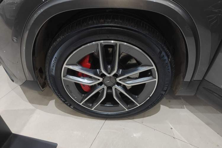 Used Mercedes-Benz GLA AMG 2024 AMG GLA 35 4MATIC Exterior 4