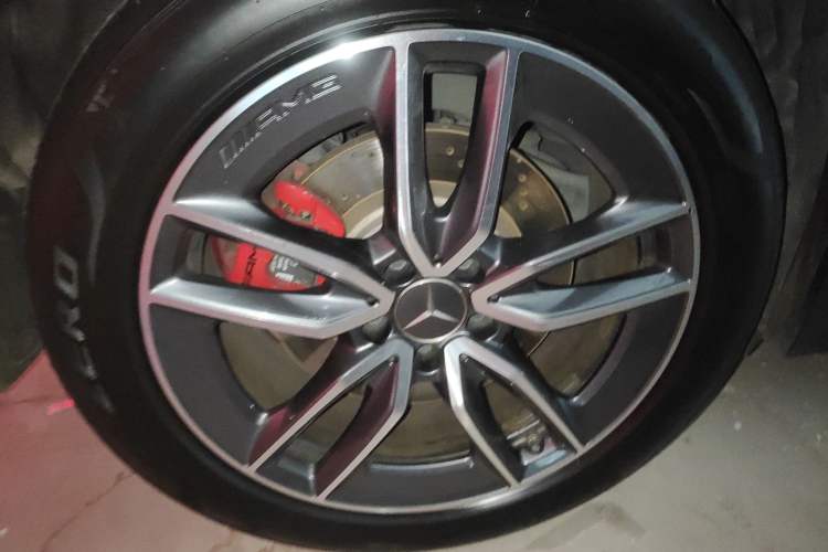 Used Mercedes-Benz GLA AMG 2024 AMG GLA 35 4MATIC Exterior 5