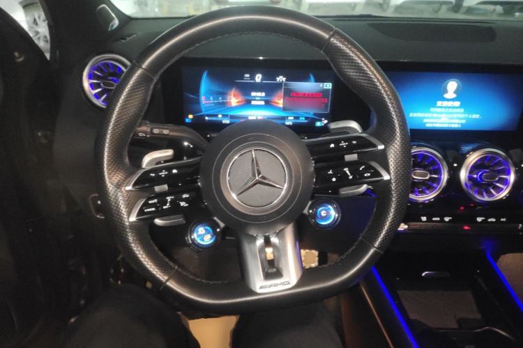 Used Mercedes-Benz GLA AMG 2024 AMG GLA 35 4MATIC Steering Wheel