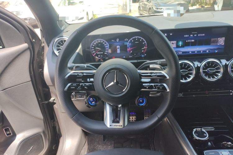 Used Mercedes-Benz GLA AMG 2024 AMG GLA 35 4MATIC Steering Wheel