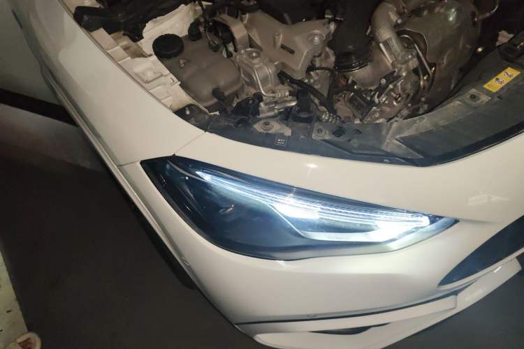 Used Mercedes-Benz GLA AMG 2024 AMG GLA 35 4MATIC Engine Bay Right