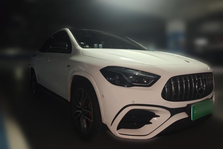 Used Mercedes-Benz GLA AMG 2024 AMG GLA 35 4MATIC Front Right 45 Deg