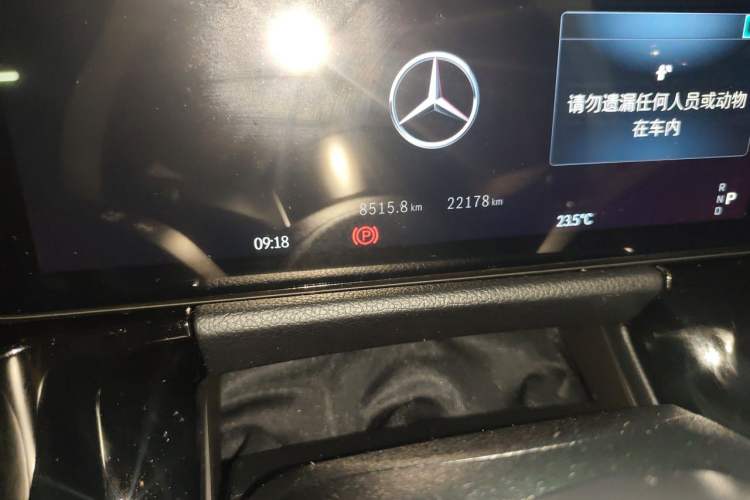 Used Mercedes-Benz GLA AMG 2024 AMG GLA 35 4MATIC Odometer Close Up