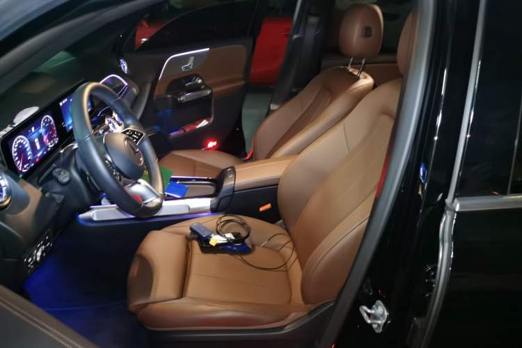 Used Mercedes-Benz GLB 2025 GLB 200 Dynamic Edition Left Front Seat