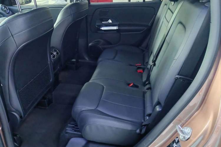 Used Mercedes-Benz GLB 2020 GLB 200 Stylish Edition Interior 4