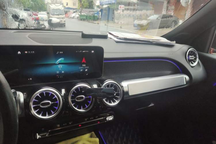 Used Mercedes-Benz GLB 2020 Updated GLB 200 Dynamic Edition Audio And AC Panel
