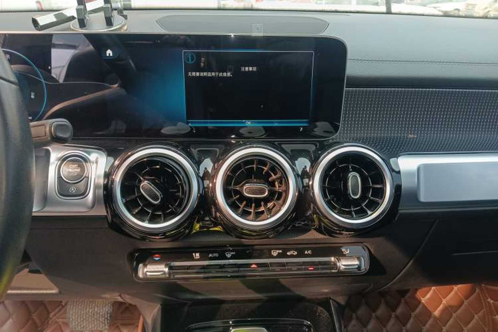 Used Mercedes-Benz GLB 2020 GLB 200 Dynamic Edition Audio And AC Panel
