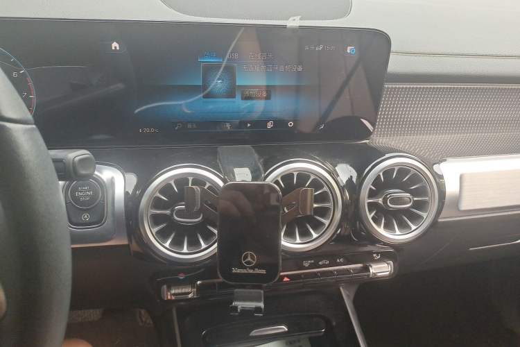Used Mercedes-Benz GLB 2020 Updated GLB 200 Dynamic Edition Audio And AC Panel