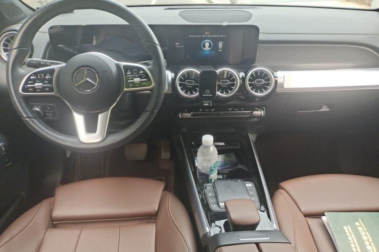 Used Mercedes-Benz GLB 2020 Updated GLB 200 Dynamic Edition Center Console