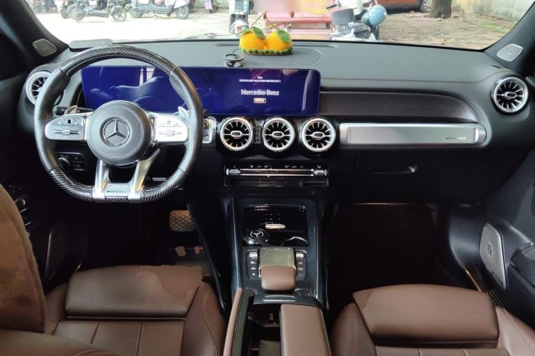 Used Mercedes-Benz GLB 2020 Updated GLB 200 Dynamic Edition Center Console