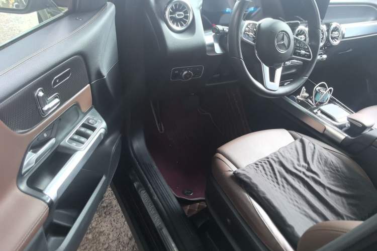 Used Mercedes-Benz GLB 2020 Facelift GLB 200 Fashion Edition Driver Seat