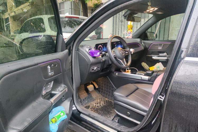 Used Mercedes-Benz GLB 2020 Facelift GLB 200 Fashion Edition Driver Seat