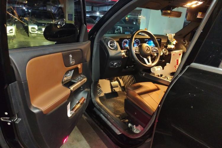 Used Mercedes-Benz GLB 2020 Updated GLB 200 Dynamic Edition Driver Seat