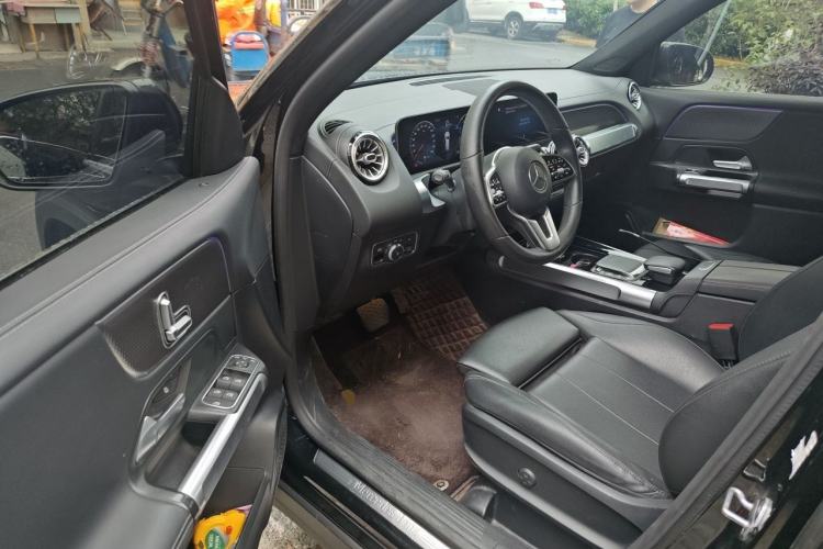 Used Mercedes-Benz GLB 2020 Updated GLB 200 Dynamic Edition Driver Seat