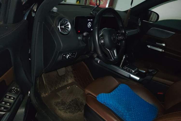 Used Mercedes-Benz GLB 2020 Updated GLB 200 Dynamic Edition Driver Seat