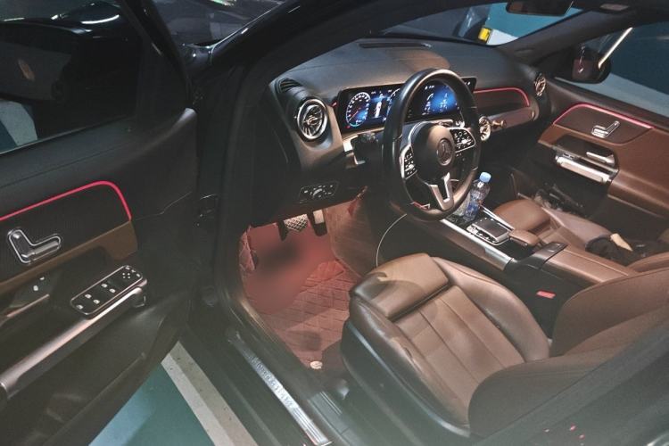 Used Mercedes-Benz GLB 2020 GLB 200 Stylish Edition Driver Seat