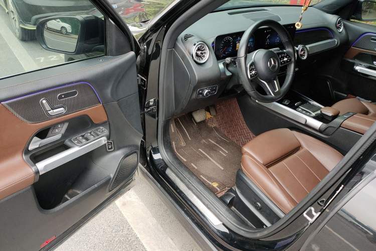 Used Mercedes-Benz GLB 2020 Facelift GLB 200 Fashion Edition Driver Seat