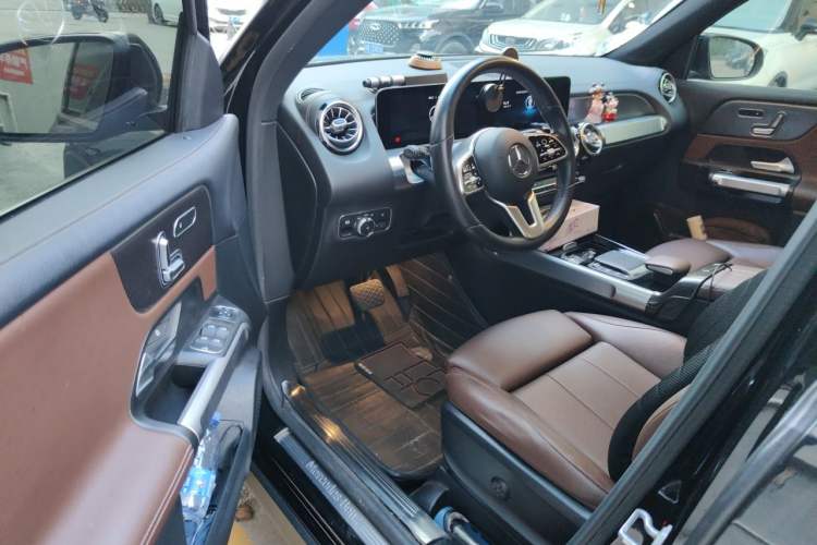 Used Mercedes-Benz GLB 2020 Facelift GLB 200 Fashion Edition Driver Seat