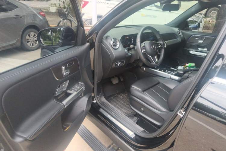 Used Mercedes-Benz GLB 2020 Facelift GLB 200 Fashion Edition Driver Seat