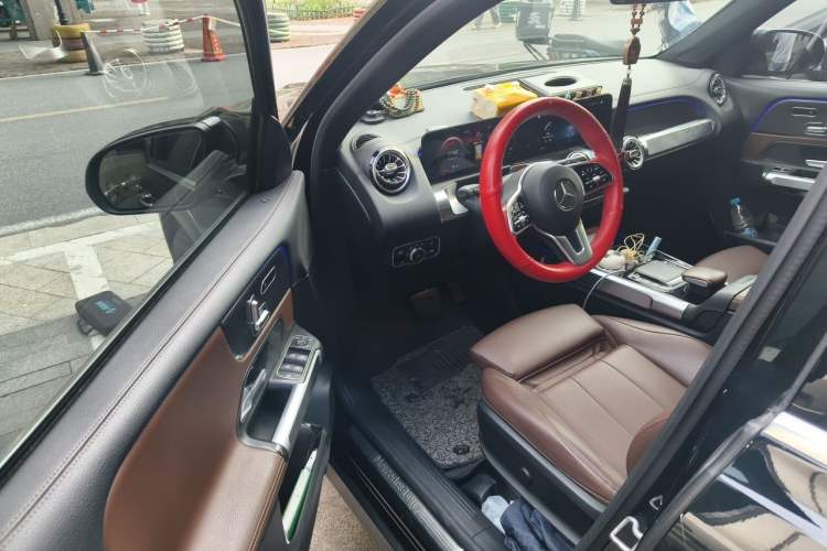 Used Mercedes-Benz GLB 2020 Facelift GLB 200 Fashion Edition Driver Seat
