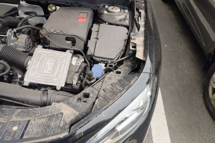 Used Mercedes-Benz GLB 2020 GLB 200 Dynamic Edition Engine Bay Left