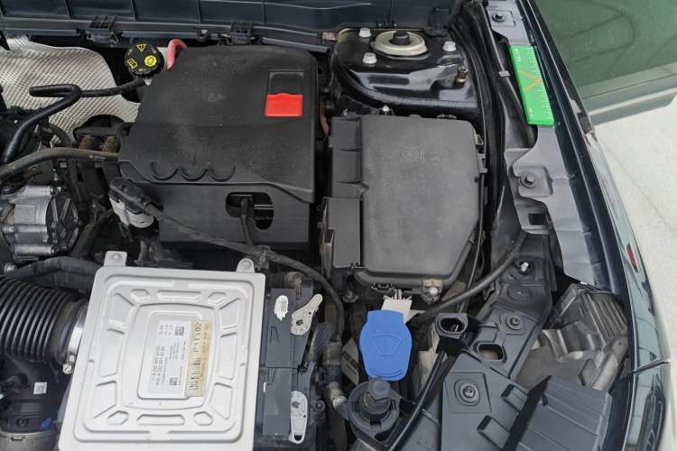 Used Mercedes-Benz GLB 2020 GLB 200 Dynamic Edition Engine Bay Left